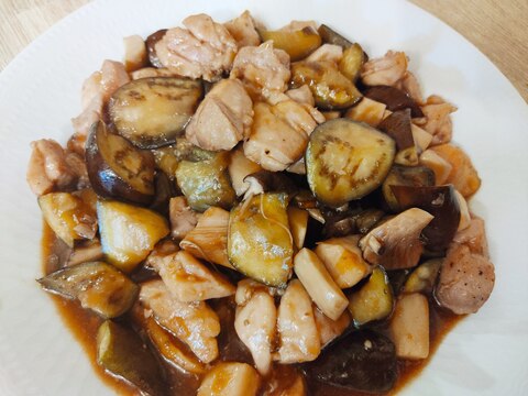 甘辛☆鶏肉となすとエリンギのにんにく醤油焼き